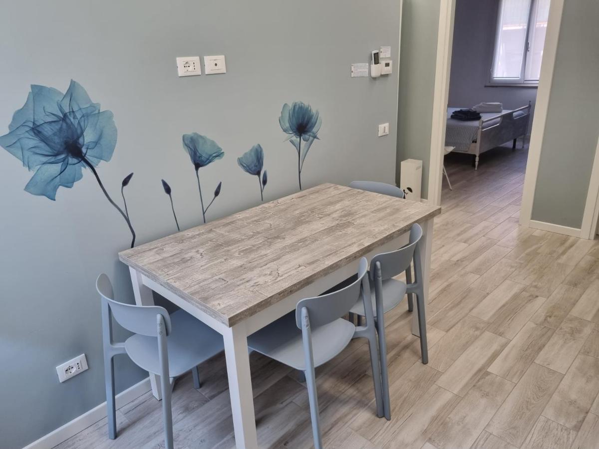 Blue House Apartment - San Massimo 베로나 외부 사진